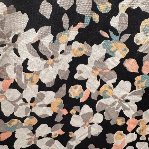 DVF Sleeveless Midi Dress Floral Pattern Neck Detail Wrap Around 100% Silk 6/M - Picture 9 of 16